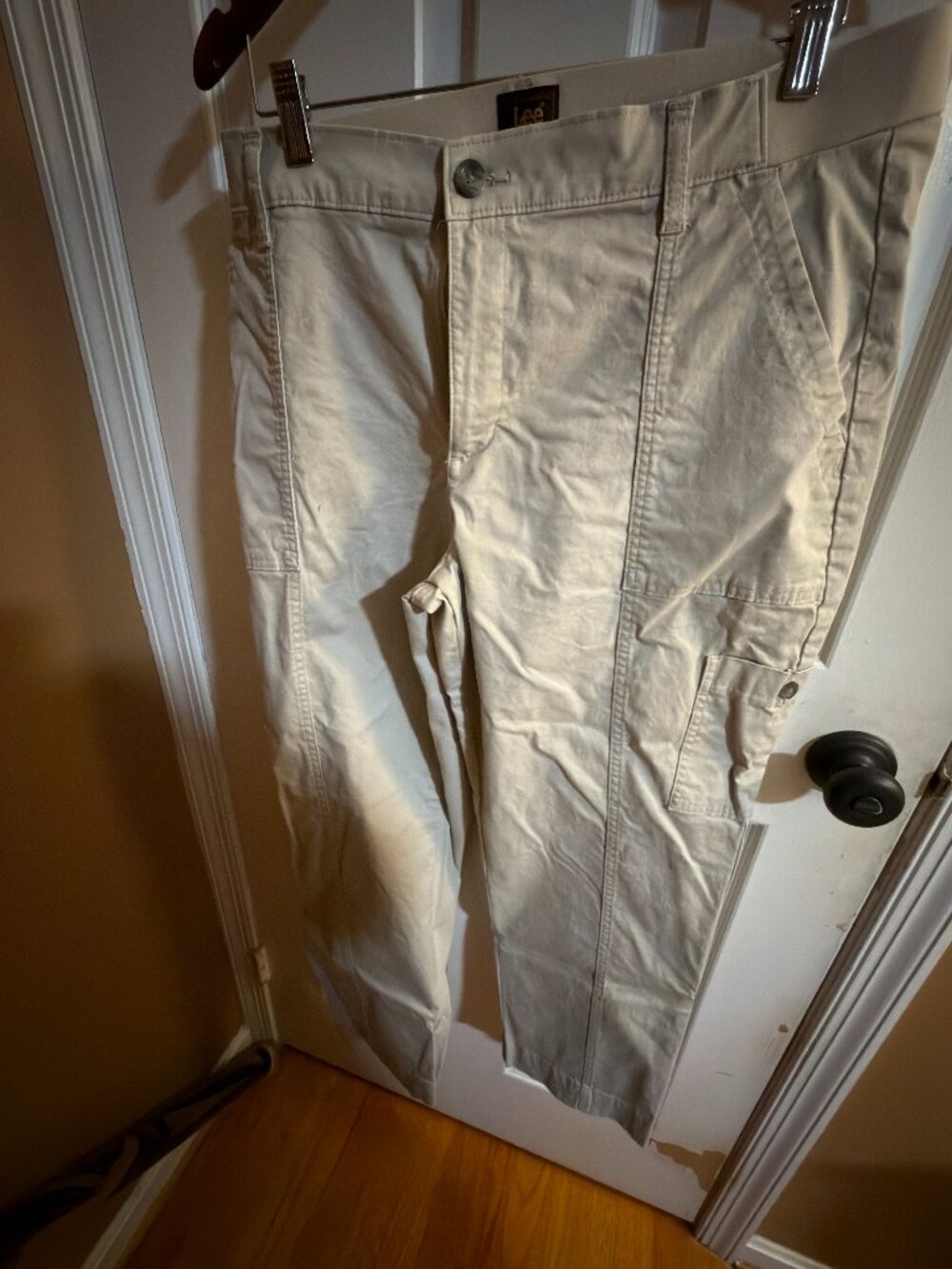 Lee Cargo Pants | Size 18 Short | Natural/Khaki | Comfort Stretch Waist